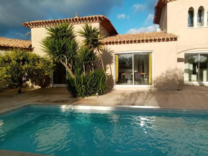 Bienvenue A L Hacienda Villa Magalas Exterior foto